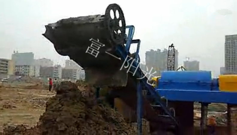 臥螺離心機(jī)-富一陽光 臥螺離心機(jī)-富一陽光