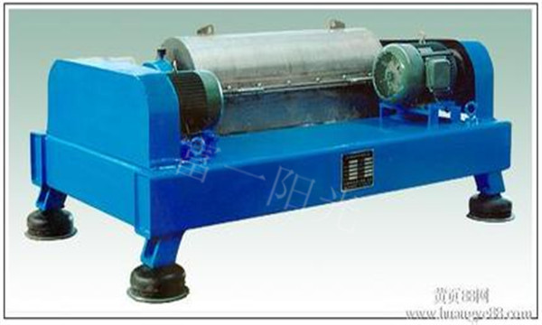 臥螺離心機(jī)使用產(chǎn)線實(shí)拍